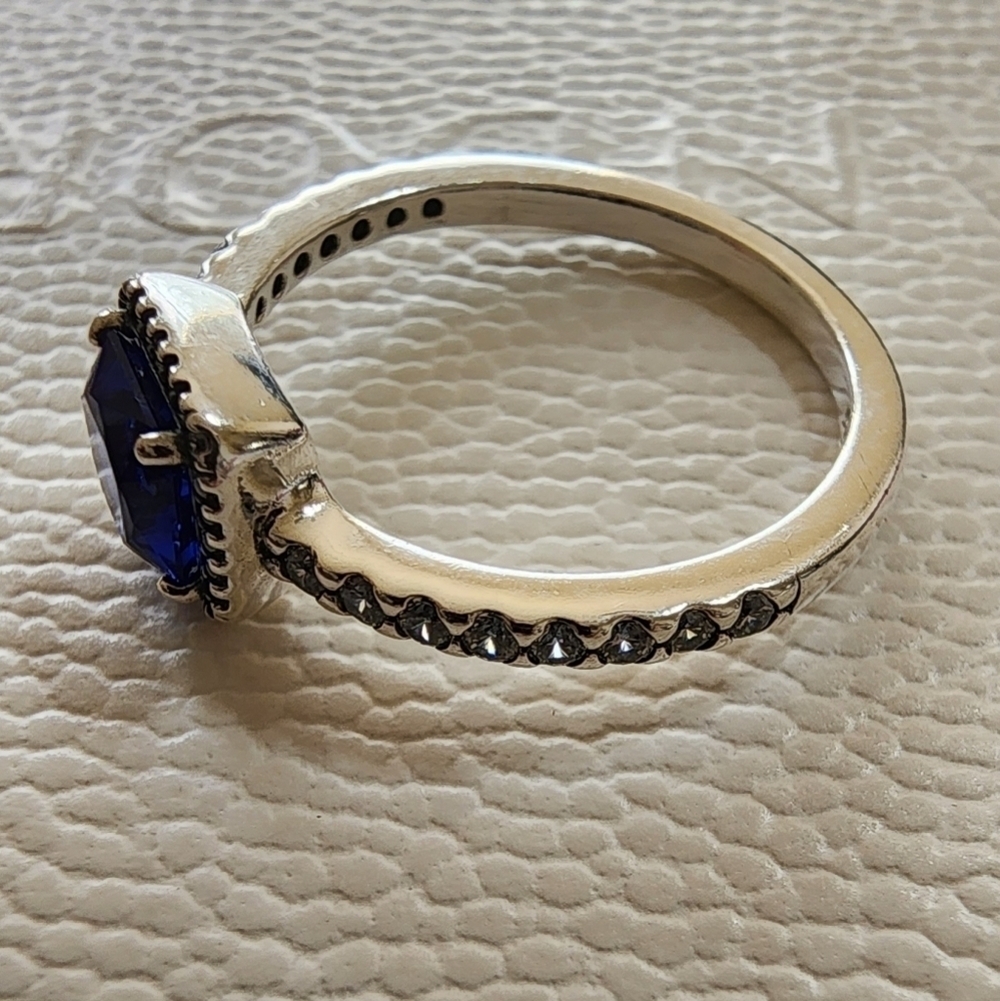 Pandora Timeless Elegance Ring, True Blue Crystal & Clear Cubic Zirconia - Picture 5 of 11